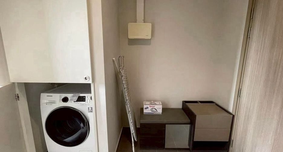 For rent 1 bed condo in Pathum Wan, Bangkok