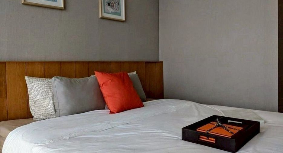 For sale 2 bedrooms condo in Khlong Toei, Bangkok