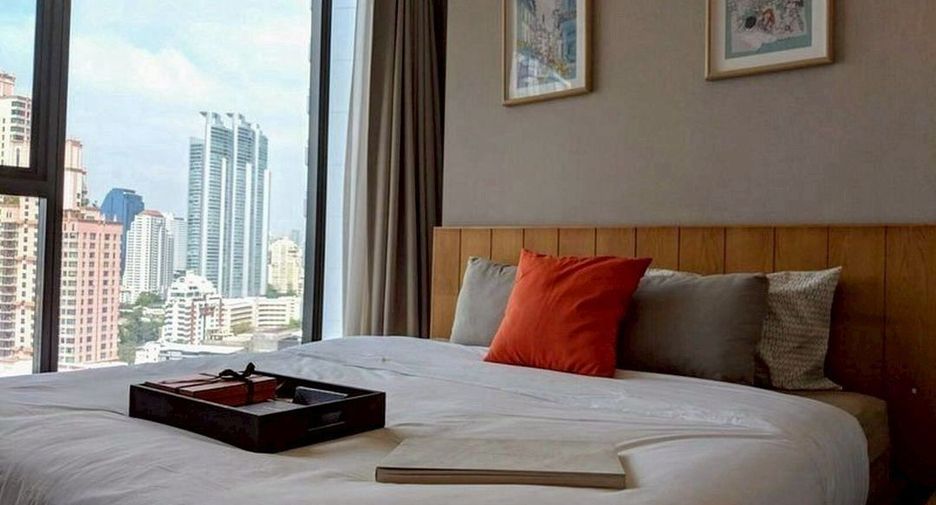 For sale 2 bedrooms condo in Khlong Toei, Bangkok
