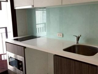 出售 1 卧室 公寓 在 Khlong San, 曼谷