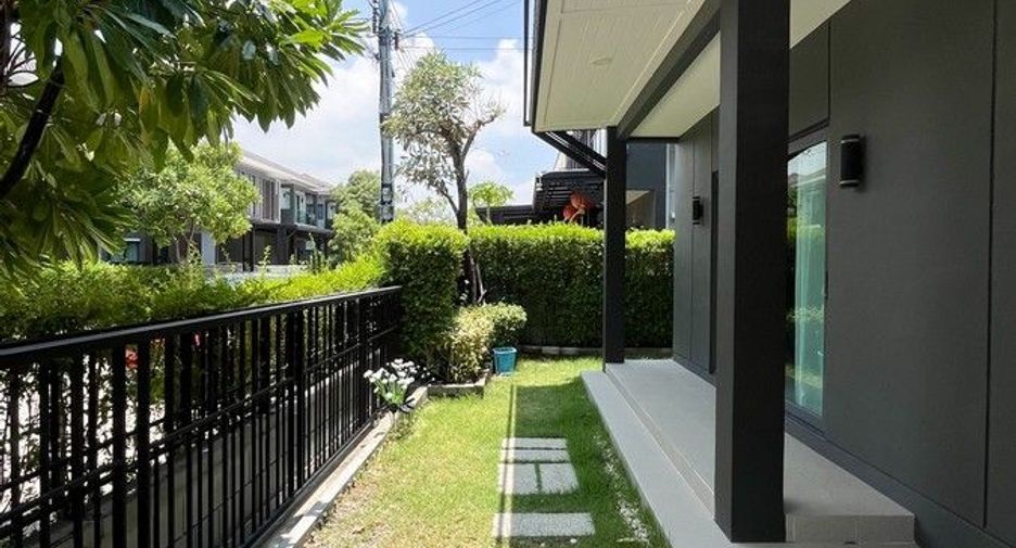 出售 4 卧室 独立屋 在 Bang Phli, Samut Prakan
