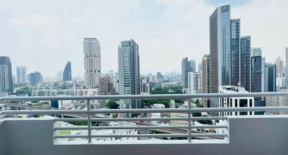 ให้เช่า และ ขาย 3 ห้องนอน คอนโด ใน คลองเตย, กรุงเทพฯ