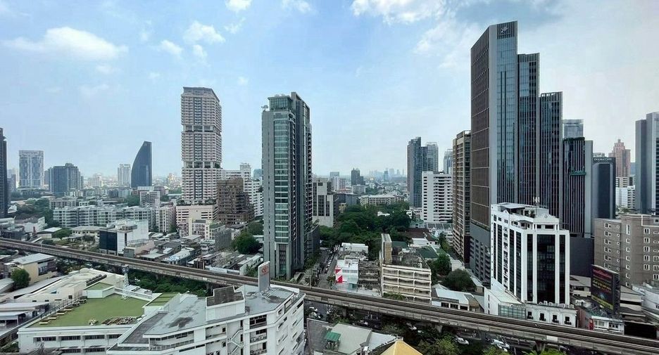 ให้เช่า และ ขาย 3 ห้องนอน คอนโด ใน คลองเตย, กรุงเทพฯ