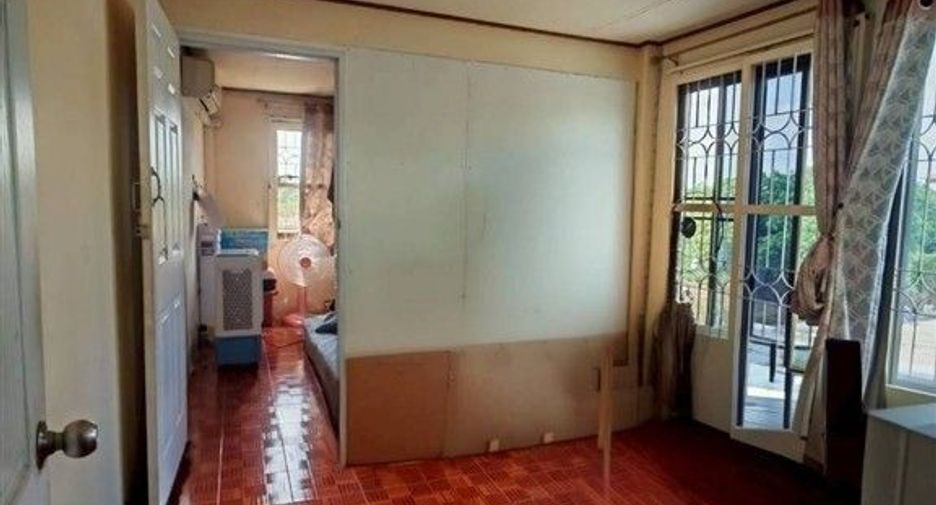 Casa en venta de 3 habitaciones en Khlong Sam Wa, Bangkok