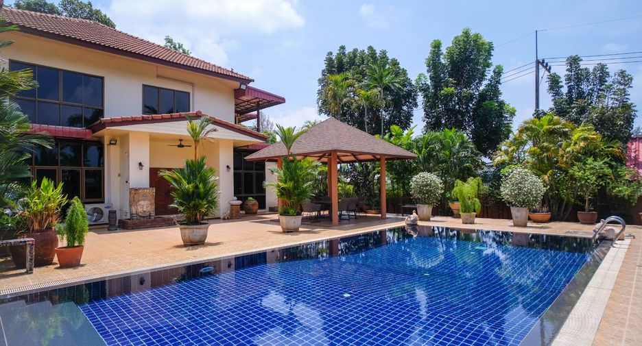 Casa en venta de 7 habitaciones en Klaeng, Rayong