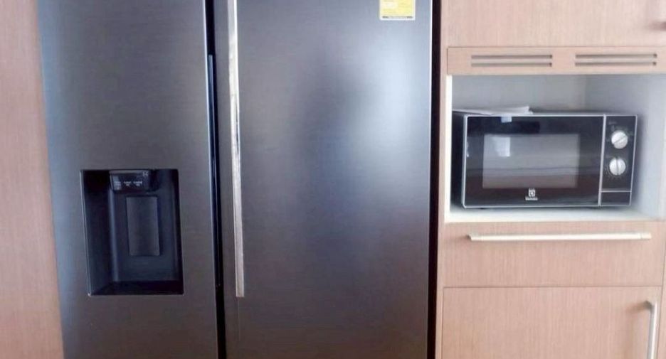 For sale 4 bedrooms condo in Watthana, Bangkok