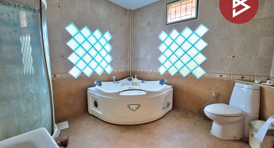 For sale 3 ベッドルーム house in East Pattaya, Pattaya