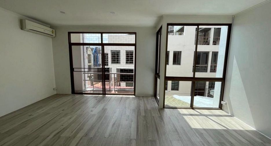 Gewerbefläche zur Miete in Khlong Toei, Bangkok