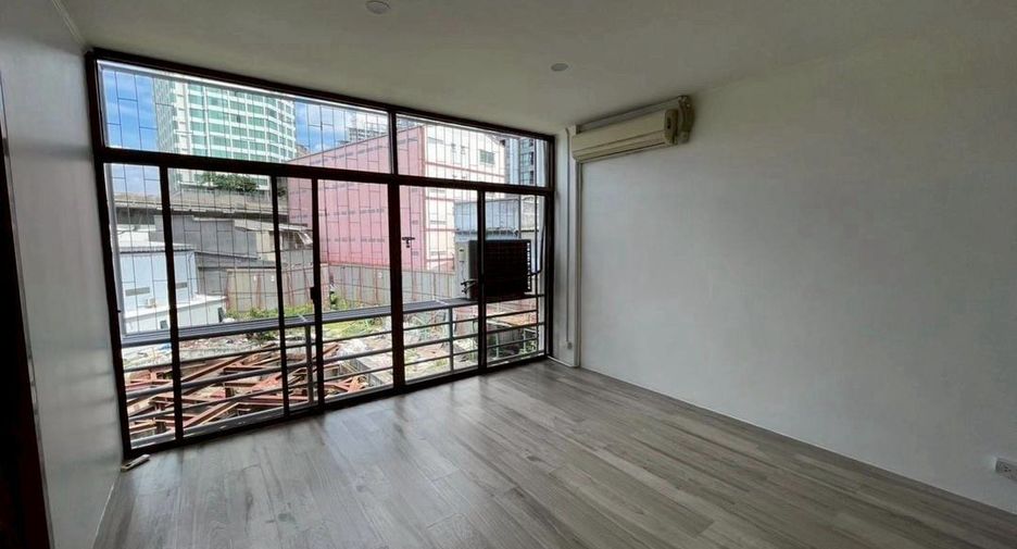 Gewerbefläche zur Miete in Khlong Toei, Bangkok