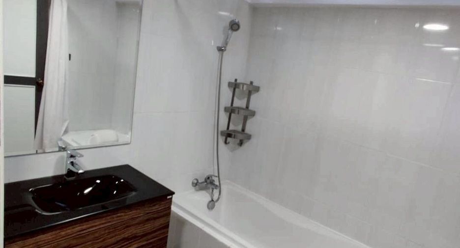 Condo en venta de 3 habitaciones en Watthana, Bangkok
