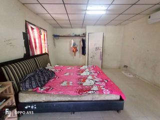 For sale 2 bedrooms townhouse in Phra Khanong, Bangkok