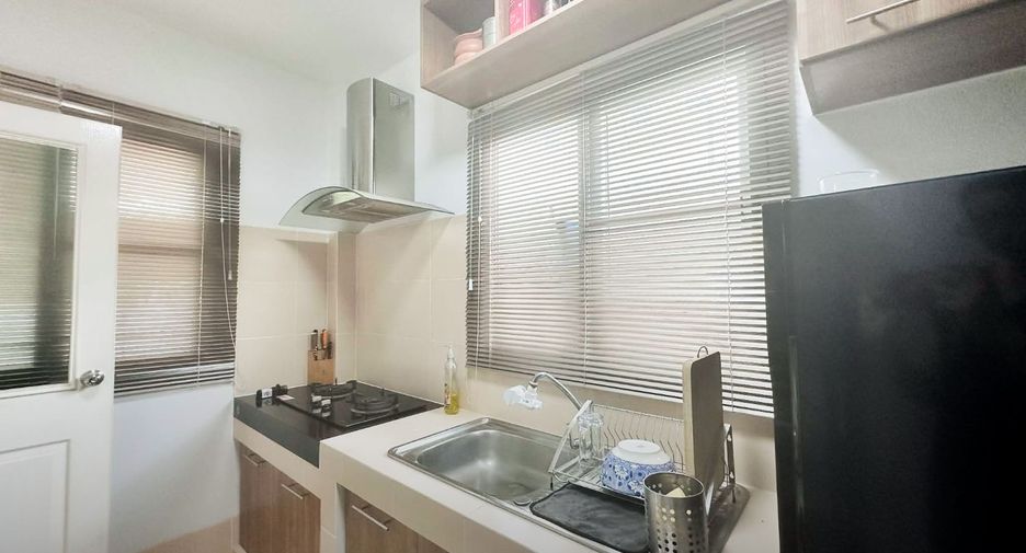 For sale 4 bedrooms house in Sai Mai, Bangkok