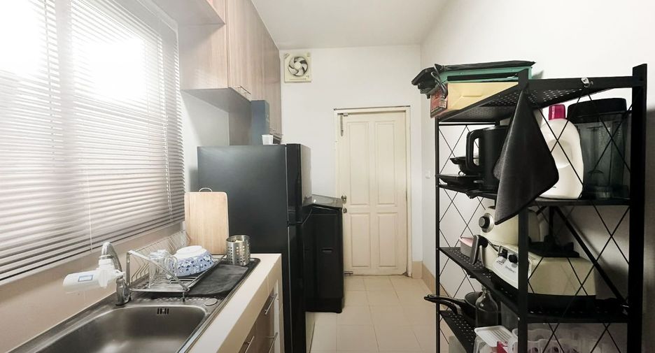 For sale 4 bedrooms house in Sai Mai, Bangkok