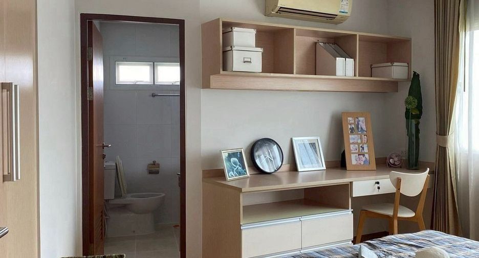 For rent and for sale 2 bedrooms condo in Phra Khanong, Bangkok