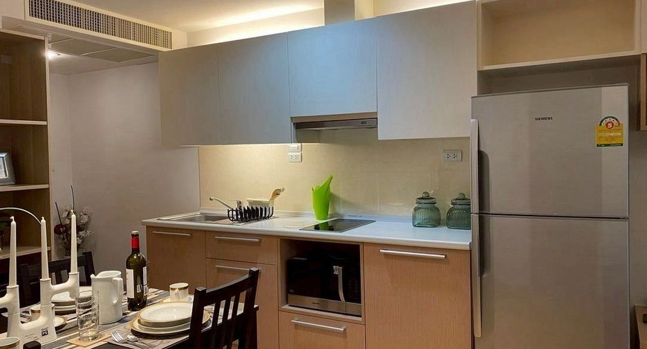 Аренда и продажа 1 кровать кондо в Пхра Кханонг, Бангкок