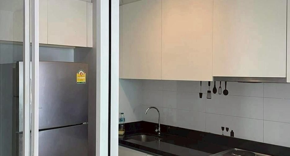 For rent そして for sale 3 ベッドルーム condo in Khlong Toei, Bangkok