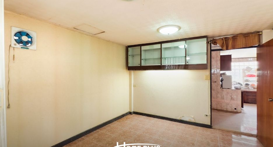 À vendre 5 chambres maison à Saphan Sung, Bangkok