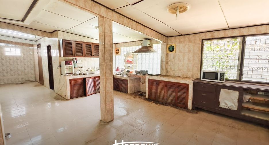 À vendre 5 chambres maison à Saphan Sung, Bangkok