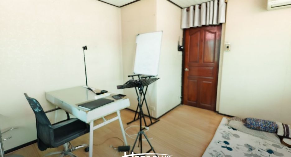 À vendre 5 chambres maison à Saphan Sung, Bangkok