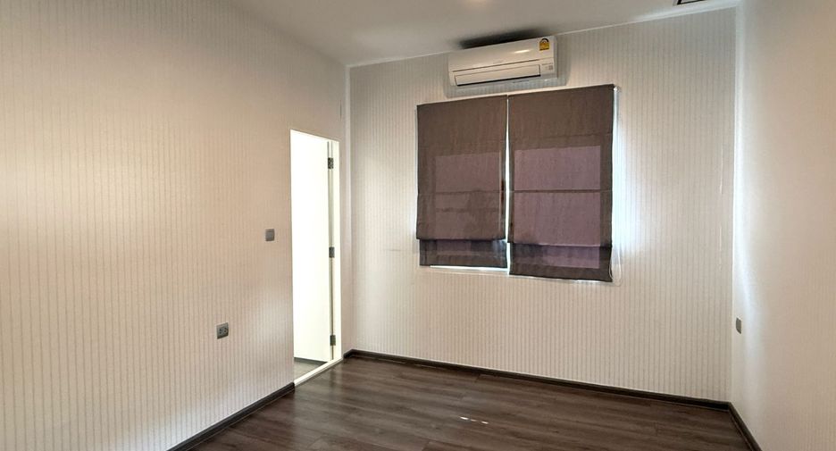 For rent 3 bedrooms house in Bang Phli, Samut Prakan