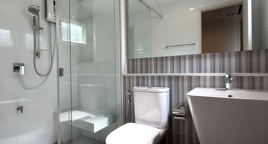 For rent 3 bedrooms house in Bang Phli, Samut Prakan