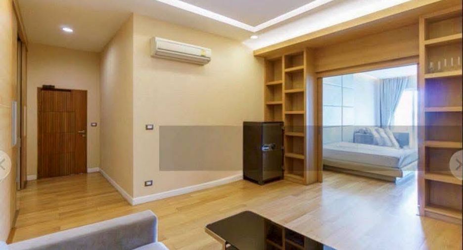 Haus zur Miete und zum Kauf mit 7 Zimmer in Bang Phli, Samut Prakan