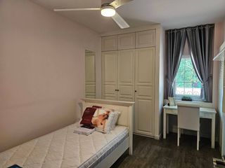 Haus zur Miete mit 5 Zimmer in Mueang Chiang Mai, Chiang Mai