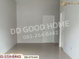 For sale 2 bedrooms townhouse in Nikhom Phatthana, Rayong