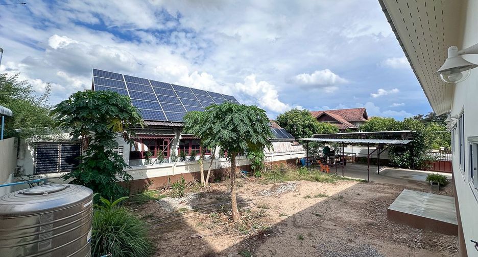 For rent and for sale 2 bedrooms house in Mueang Chiang Mai, Chiang Mai