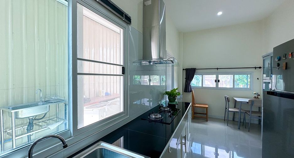 For rent and for sale 2 bedrooms house in Mueang Chiang Mai, Chiang Mai