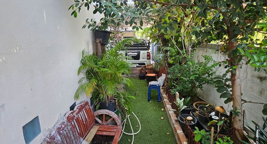 For sale 4 bedrooms house in Bang Bua Thong, Nonthaburi