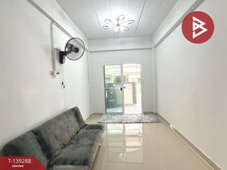 For sale 3 bedrooms townhouse in Lat Lum Kaeo, Pathum Thani
