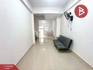 For sale 3 bedrooms townhouse in Lat Lum Kaeo, Pathum Thani