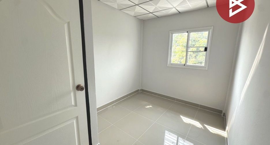 Продажа 3 спальни таунхаус в Lat Lum Kaeo, Патумтани