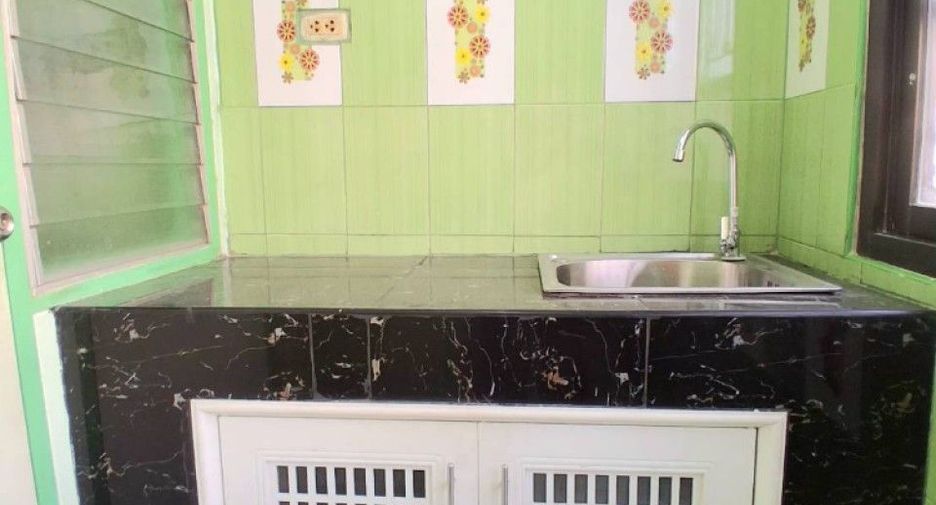 For sale 1 bed condo in Ban Pho, Chachoengsao