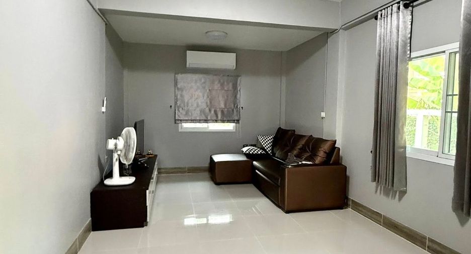 For rent 3 bedrooms house in Don Mueang, Bangkok