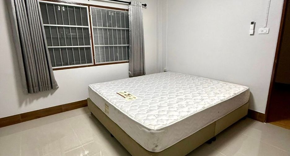 For rent 3 bedrooms house in Don Mueang, Bangkok