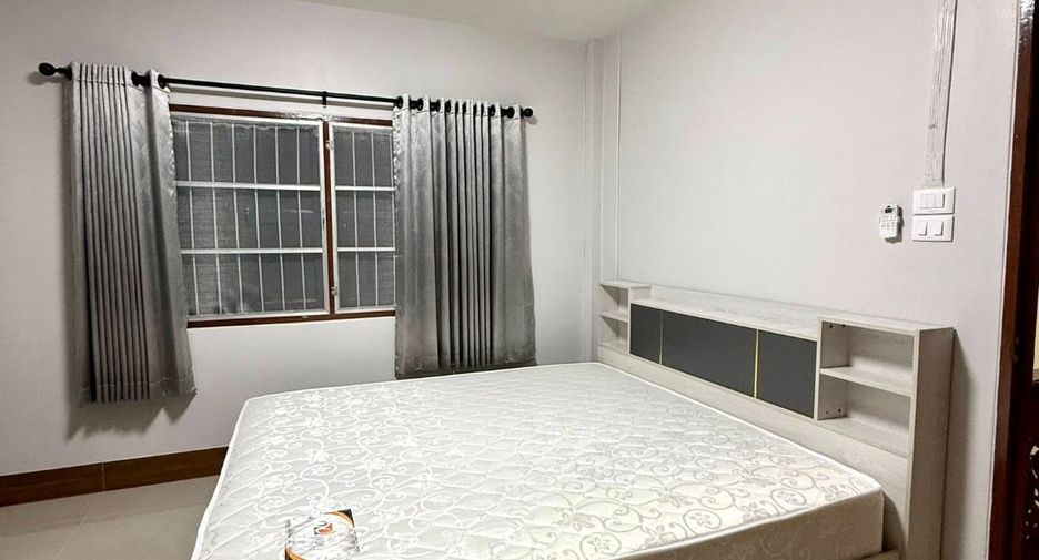 For rent 3 bedrooms house in Don Mueang, Bangkok