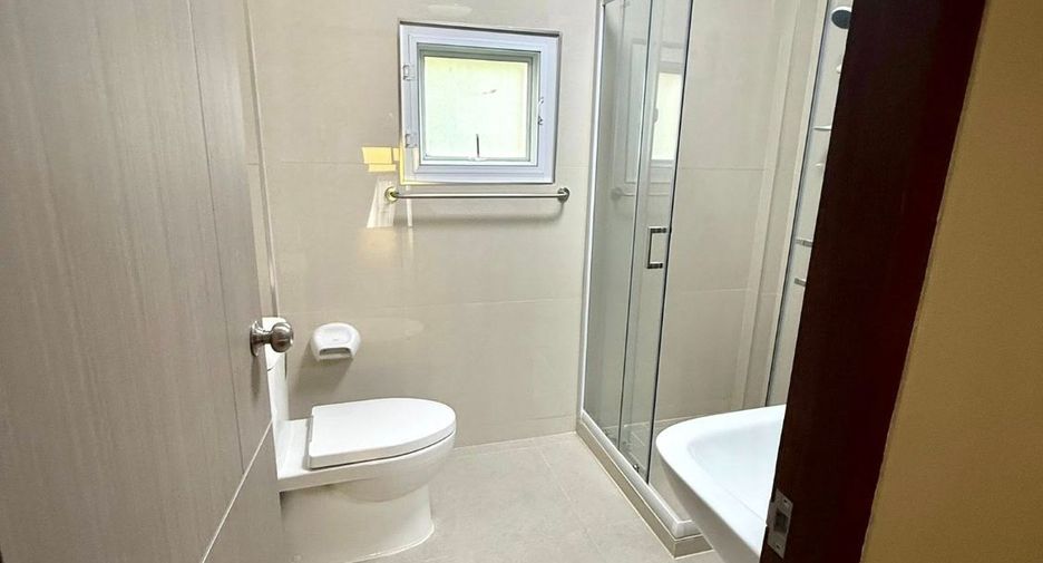 For rent 3 bedrooms house in Don Mueang, Bangkok