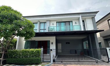 À louer 4 chambres maison à Bang Phli, Samut Prakan