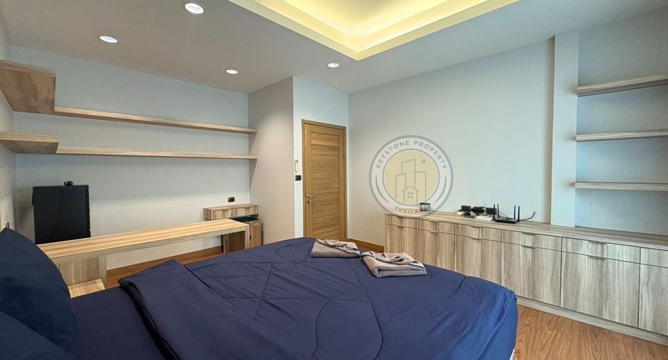 Villa zur Miete und zum Kauf mit 4 Zimmer in East Pattaya, Pattaya