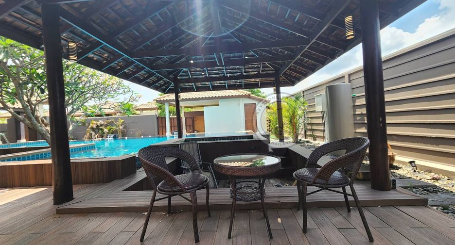 Villa zur Miete und zum Kauf mit 4 Zimmer in East Pattaya, Pattaya