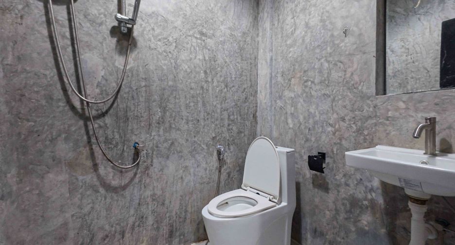 For sale 16 bedrooms apartment in Mueang Ang Thong, Ang Thong