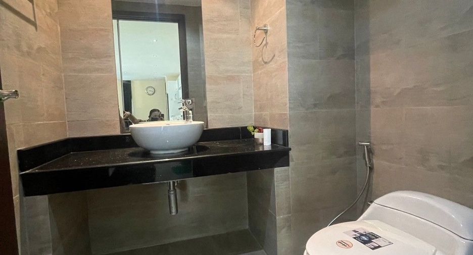 For rent and for sale 2 bedrooms condo in Jomtien, Pattaya