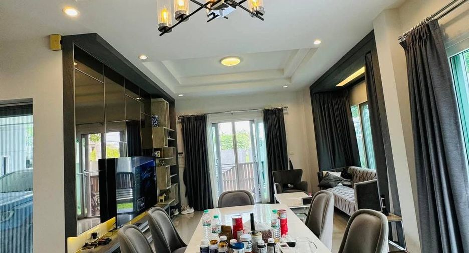 For sale 4 bedrooms house in Hang Dong, Chiang Mai