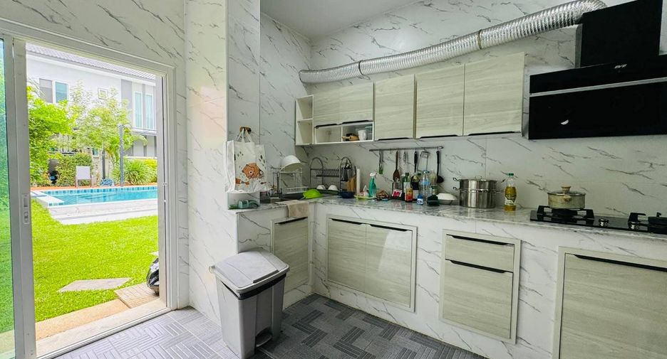 For sale 4 bedrooms house in Hang Dong, Chiang Mai
