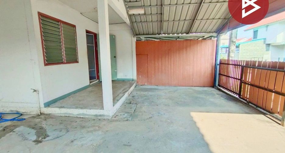 For sale 2 bedrooms house in Mueang Uttaradit, Uttaradit