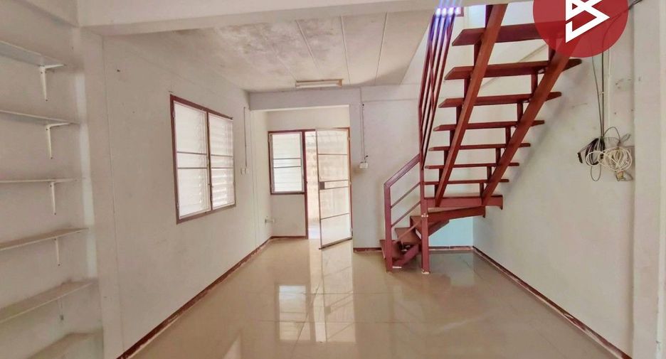 For sale 2 bedrooms house in Mueang Uttaradit, Uttaradit