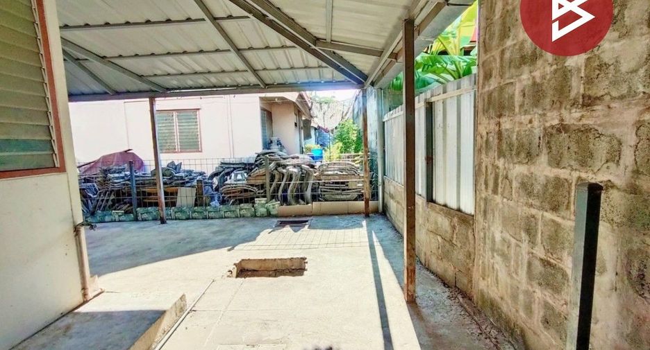 For sale 2 bedrooms house in Mueang Uttaradit, Uttaradit