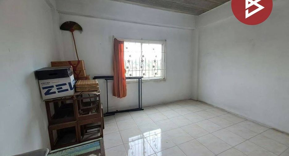 For sale 3 bedrooms retail Space in Thung Khru, Bangkok